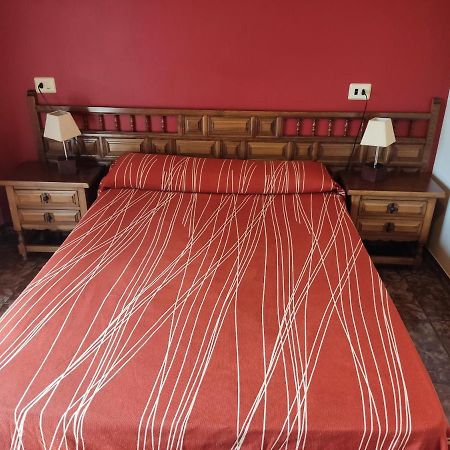 Hostal Las Vegas 坎加斯德穆拉索 外观 照片