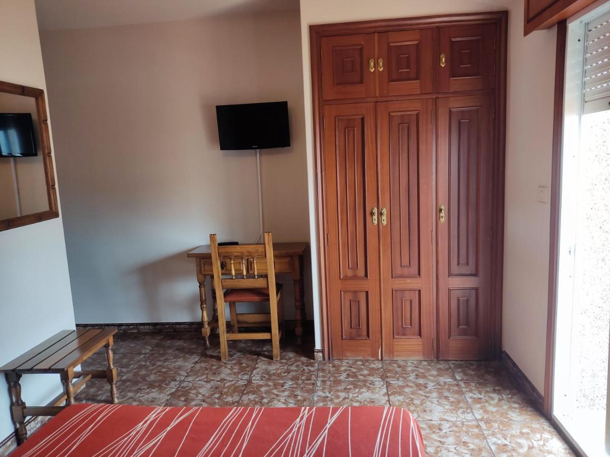 Hostal Las Vegas 坎加斯德穆拉索 外观 照片